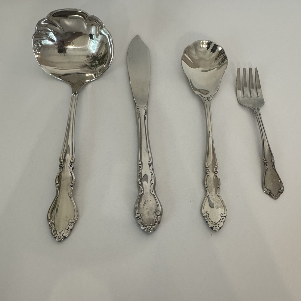 Oneida Stainless Steel Flatware Shell Spoon Butter Knife Soup Spoon Lemon Fork